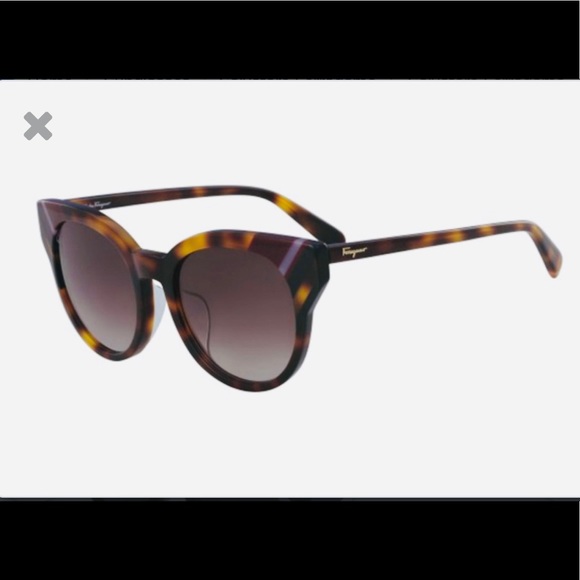 Salvatore ferragamo Sunglasses Women